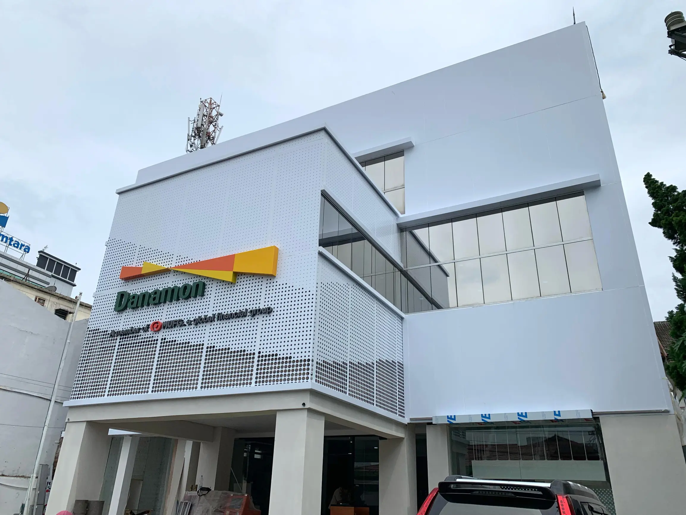 Pasang Fasad Malang Terbaik 